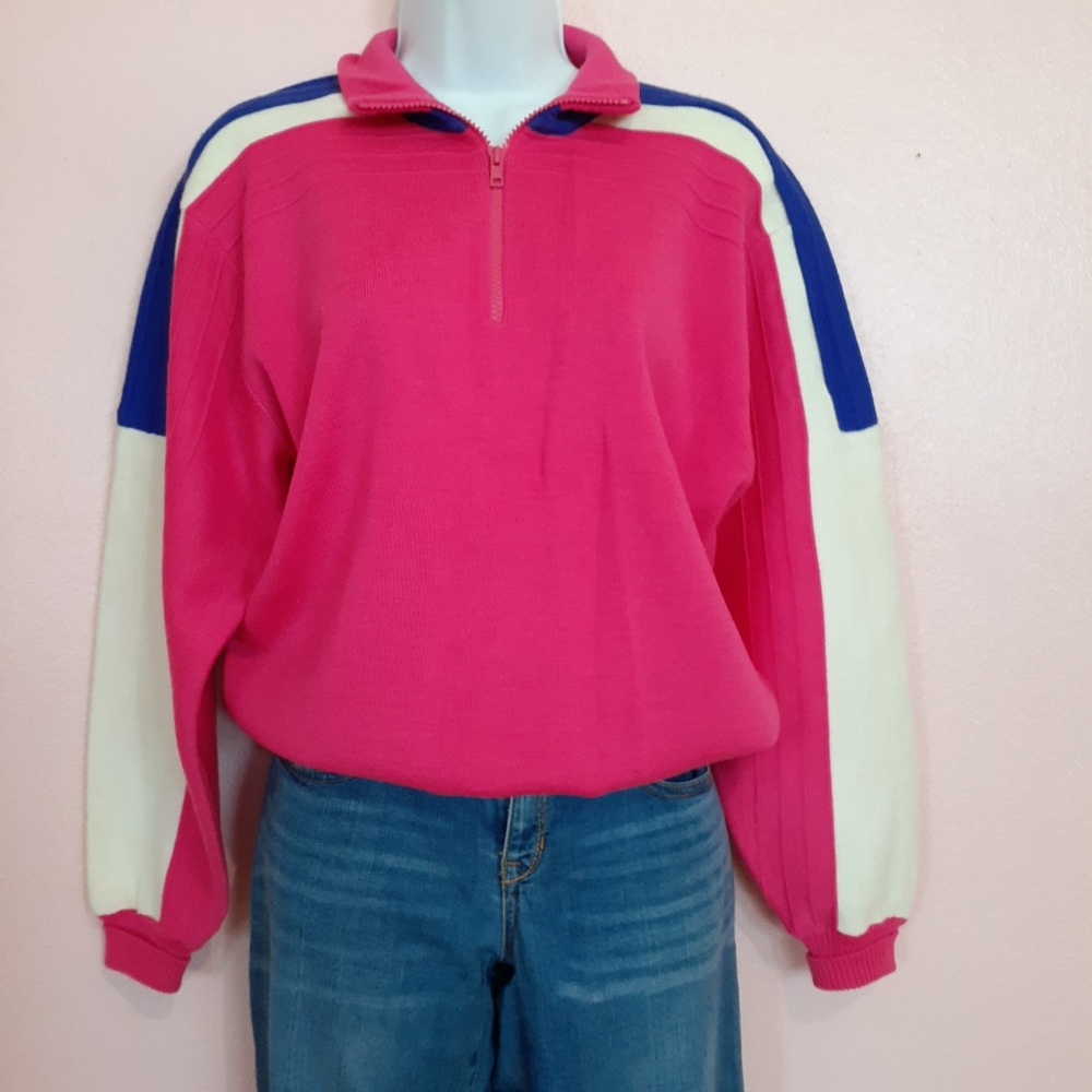 2 items Hot pink sweater and Aeropostale jeggins